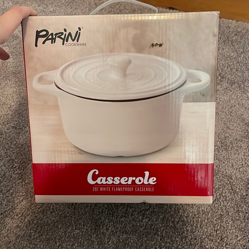 2 Quart White Flameproof Casserole Cookware